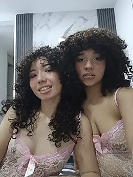 Chloe and Violeta online show from August 9, 3:23 am