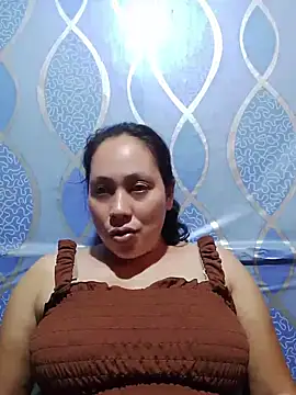 sweet bobs online show from April 15, 1:22 pm