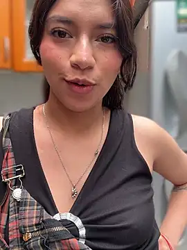 CocoaGigiMuse online show from May 19, 5:42 pm