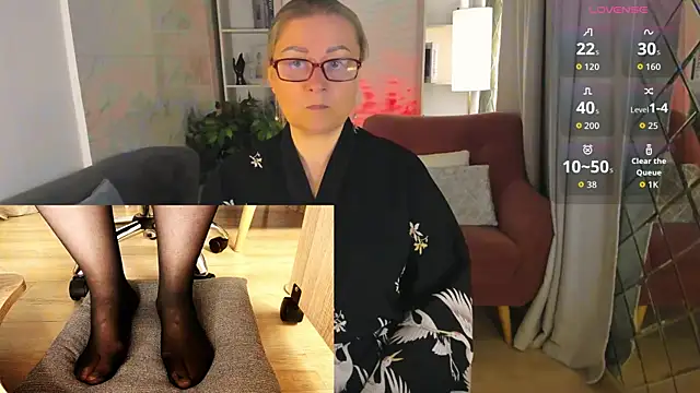 Alexandra Kind online show from May 30, 8:38 pm