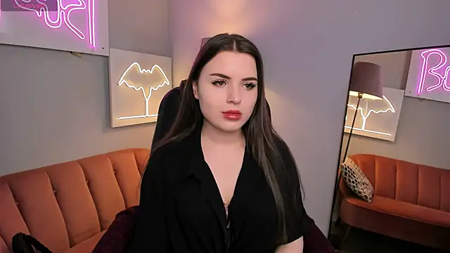 AliceLiador  online show from May 9, 2:52 pm