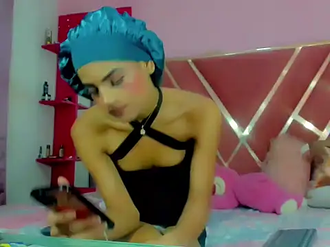 Dollcute  online show from May 2, 7:00 am