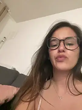 anissadiabless online show from May 1, 1:09 am