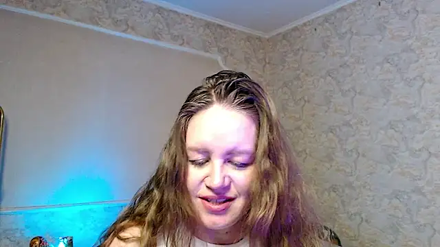 Fern Lust online show from May 23, 1:42 pm