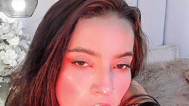mia  evans  online show from May 16, 8:08 pm