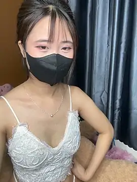winter 222 online show from May 15, 1:03 pm