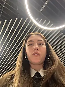 Tiny Anny online show from April 21, 1:40 pm