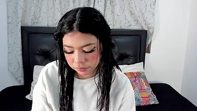 Nathy Pelaez online show from June 11, 3:47 am