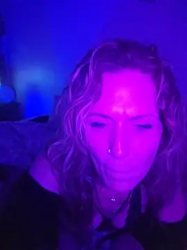 LillyXLust online show from May 27, 7:38 am