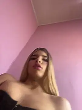 Valery2 salazar online show from May 29, 6:44 am