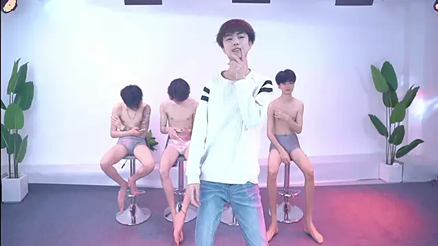Woshididimen- online show from May 19, 12:56 pm