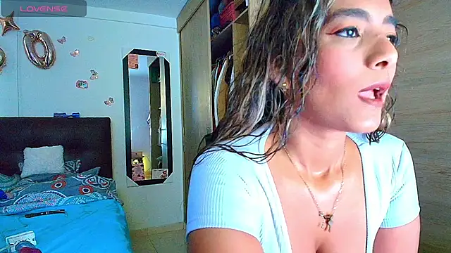 collins megan96 online show from August 6, 8:27 pm