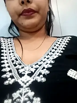 call me esha rnd online show from April 21, 8:21 am