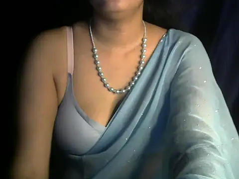 aaysha lov online show from June 26, 7:15 pm