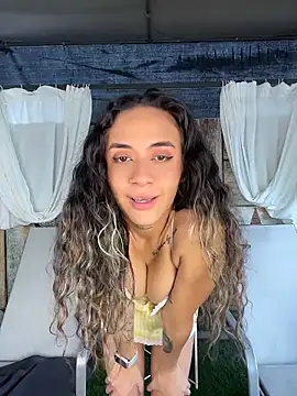 SinSirenXXX online show from May 2, 1:14 pm