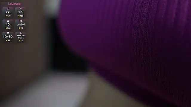 HoneyHipss online show from July 31, 12:39 pm