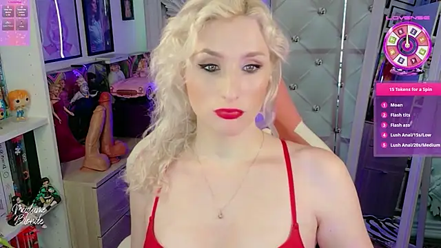 Madame Blonde online show from May 20, 9:28 am