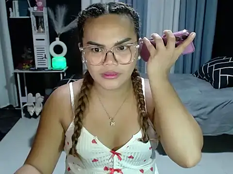 Kendallfoxx online show from May 7, 4:54 pm