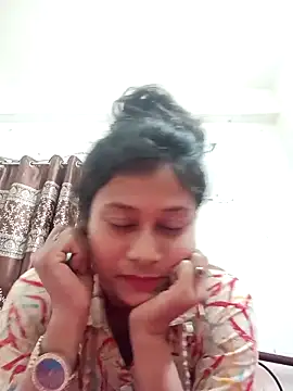 LIZA QUEEN95 online show from April 24, 3:26 pm