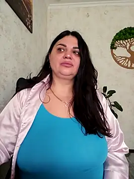 -CUTE-EVVIL- online show from May 4, 7:12 am