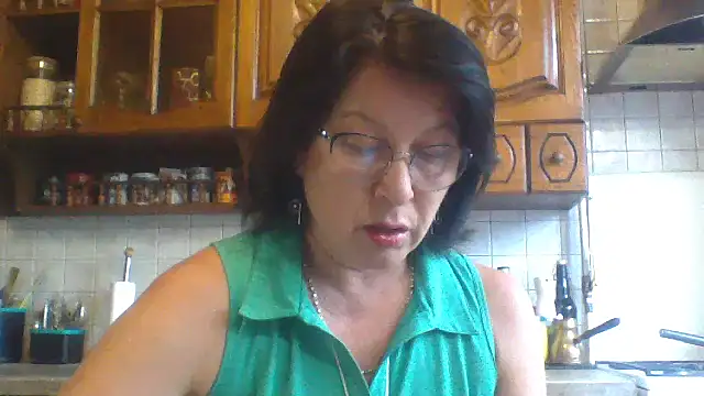 Fiona06 online show from May 17, 2:27 pm