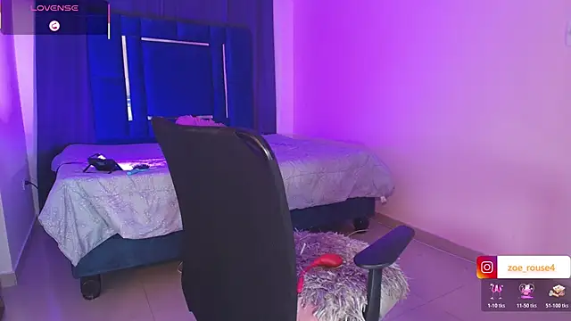 zoee rose online show from May 25, 4:22 am