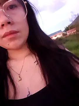 Bad bish21 online show from July 6, 1:27 pm