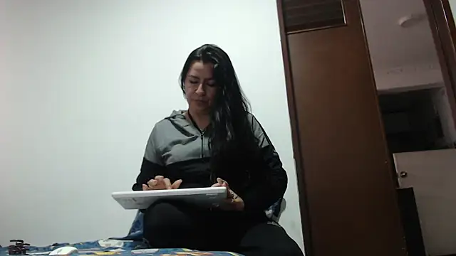 HelenNovoa online show from June 28, 9:32 pm