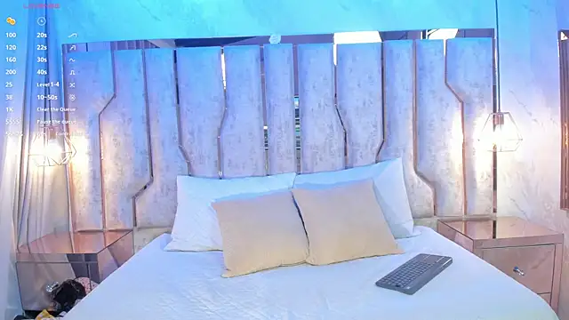 chica nocturna25 online show from May 9, 3:19 am