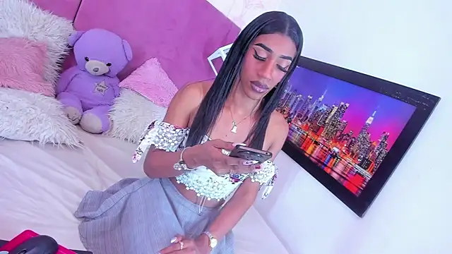 AlexaThompson1 online show from May 24, 3:16 am