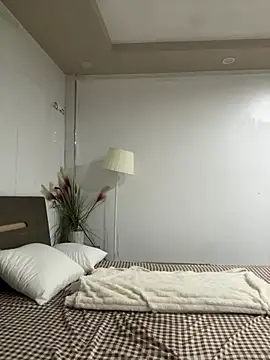Ni Tran online show from July 17, 5:38 pm