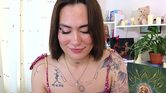 viktoriamoore online show from May 11, 4:04 pm