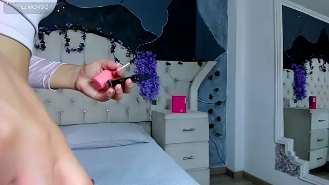 HayleyRoss  online show from June 2, 2:07 pm