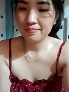 Kee2000 online show from June 12, 3:31 pm