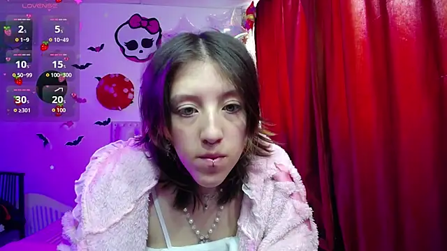 Blair y Briar online show from June 18, 4:23 pm