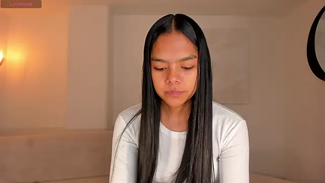 SaphiraJames online show from June 25, 1:49 am