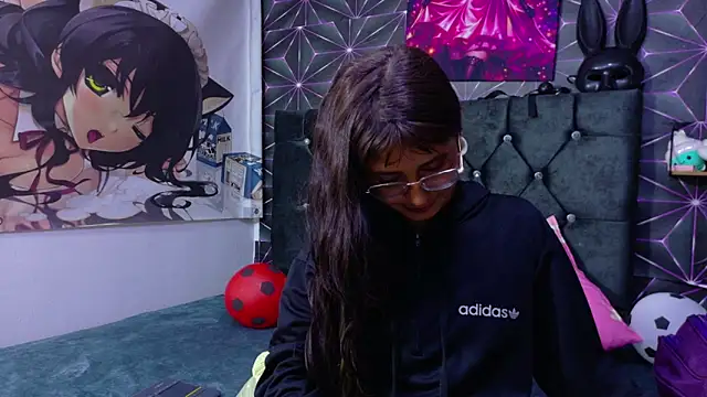 Noa lau online show from July 14, 4:28 am