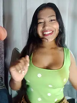 Hot Sophy  online show from July 14, 12:10 pm