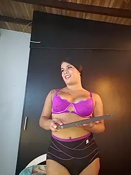 sarah-jhonson online show from July 8, 7:27 pm