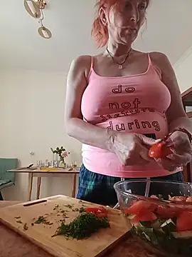 Bel Nell online show from June 17, 10:05 am