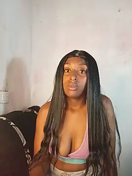 sweett brunettee online show from May 7, 3:49 pm
