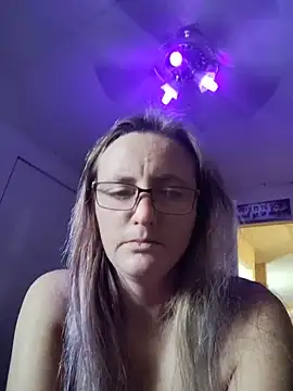 Queenle91 online show from June 5, 4:02 pm