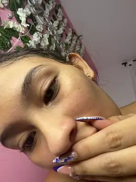 melody flowers18 online show from July 22, 3:51 am