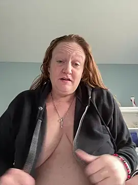 Kellilyn10 online show from May 7, 9:51 pm