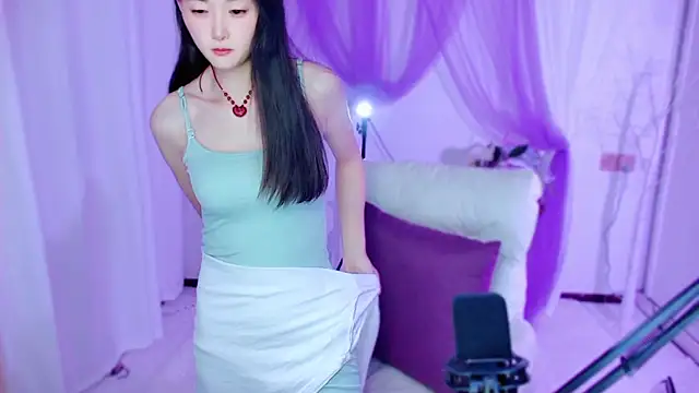 Tili Lucky online show from June 5, 1:20 am