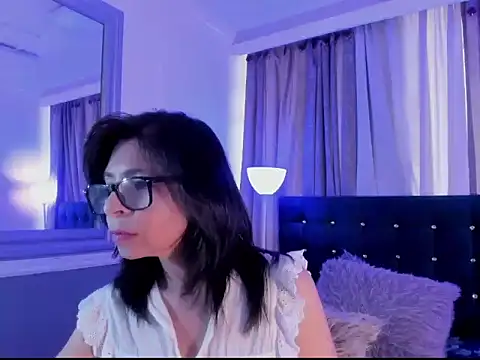lena gray online show from July 7, 1:58 pm