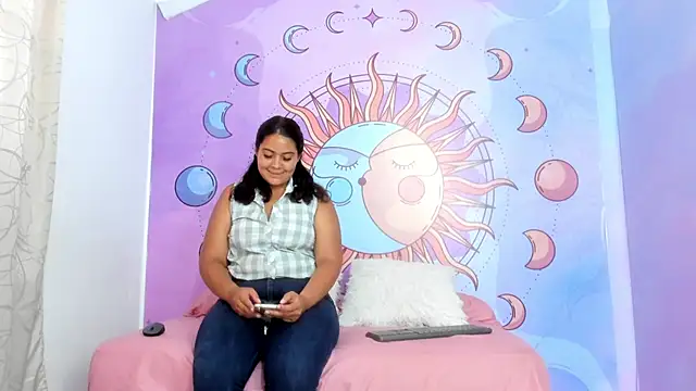 selena fooxx online show from May 8, 8:32 pm