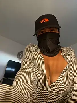 CamGirlToes online show from May 8, 6:43 pm