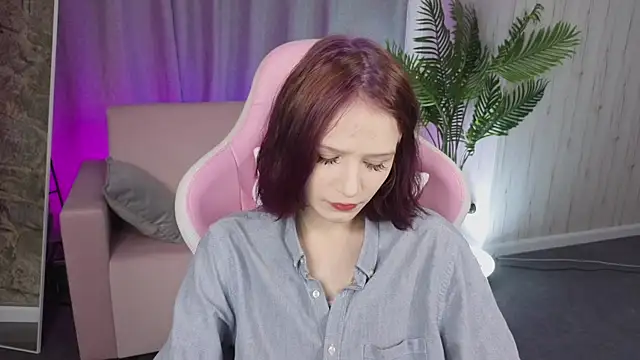 AliceJohansone online show from June 1, 1:18 am