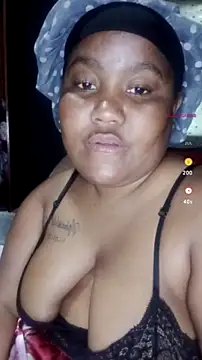 ChubbyMidgetxxx19 online show from June 28, 2:34 pm